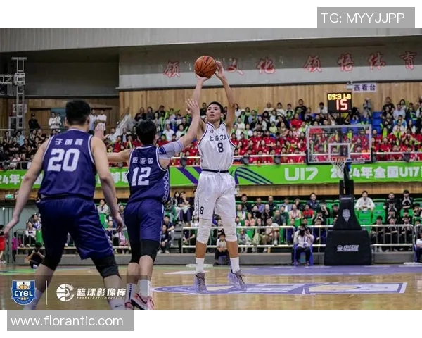 上海篮球队在城市联赛中以54分稳居积分榜首位引发关注