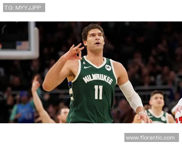 布鲁克洛佩斯：从篮球新星到NBA顶级中锋的辉煌之路