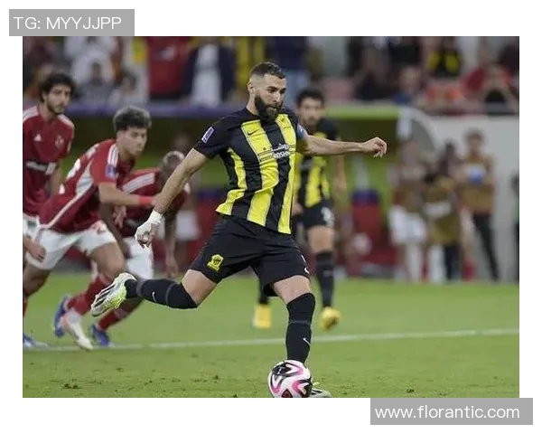 本泽马：从足球天才到传奇射手的辉煌历程与未来展望