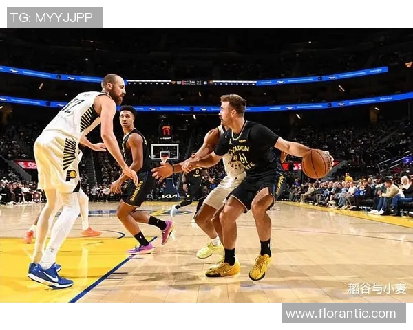 勇士与步行者场上冲突引发激烈斗殴赛场气氛瞬间紧张升级