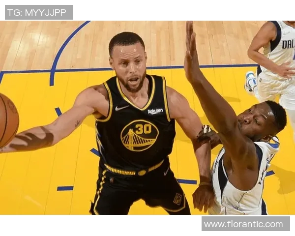 勇士与独行侠激战正酣精彩直播尽在眼前不容错过