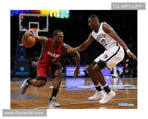 篮网与热火激战正酣比赛直播精彩瞬间全景回顾与分析